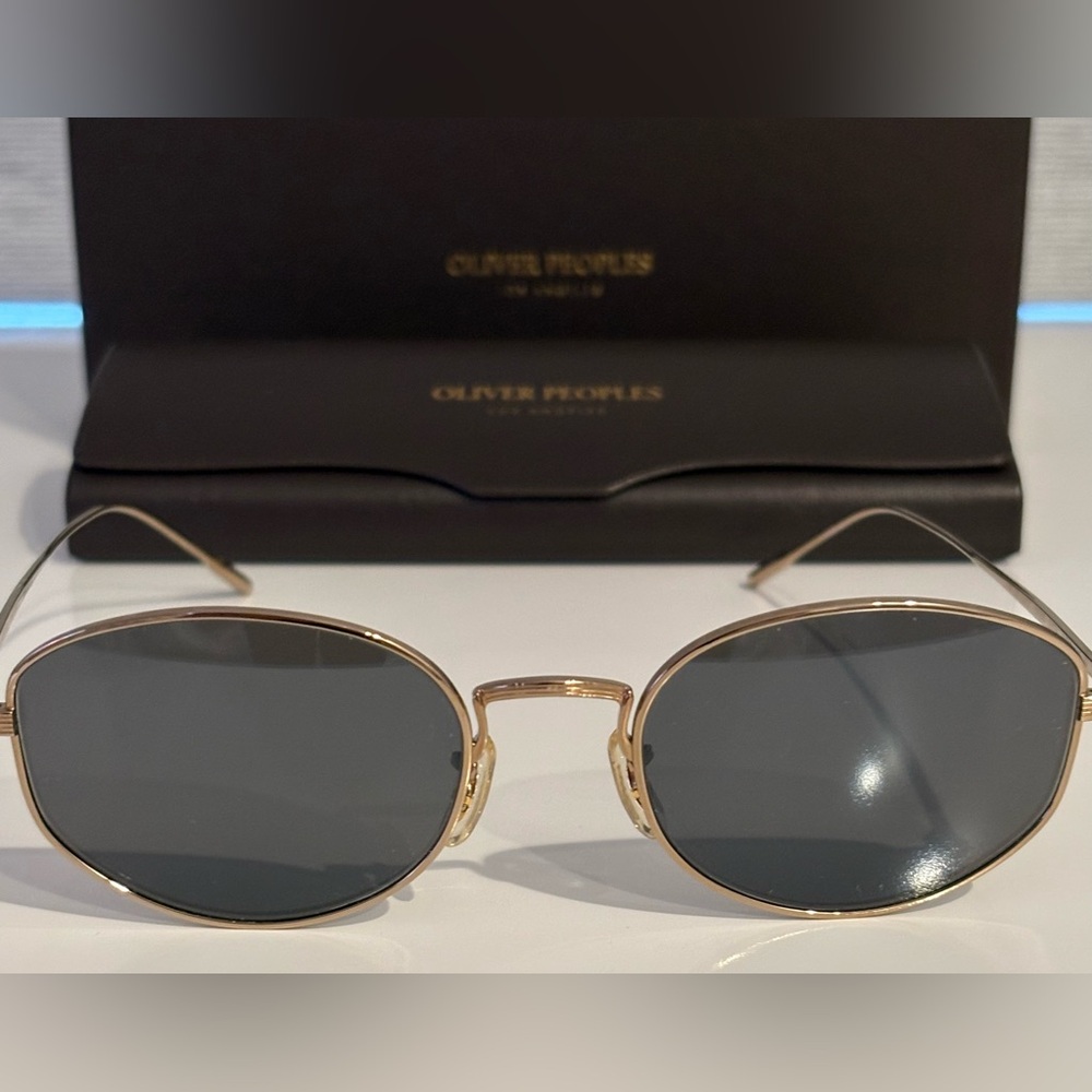Oliver Peoples Estra Sunglasses
*Like New Condition* - Picture 2 of 5